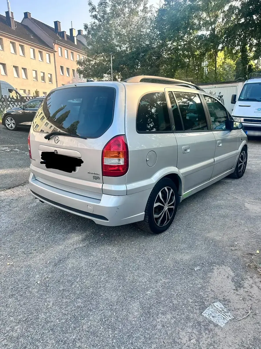 Gebraucht Opel Zafira OPC 200 PS (147 kW) 2003 Silber Van / Kleinbus