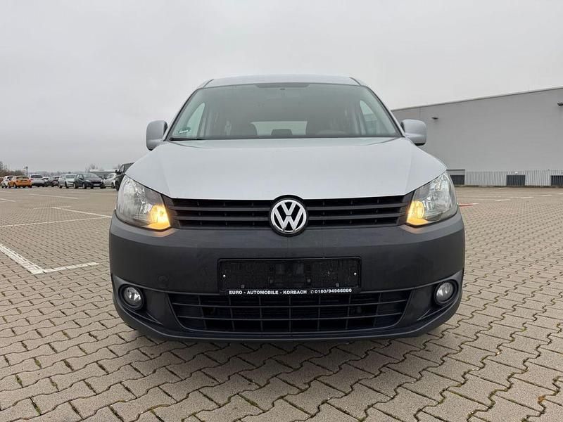 Gebraucht VW Caddy Maxi Trendline 140 PS (102 kW) 2013 Silber Van / Kleinbus