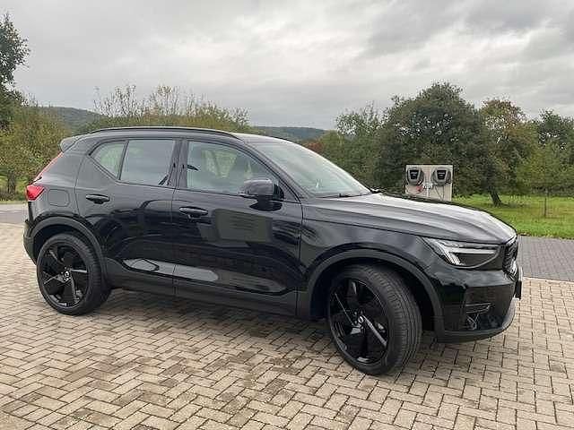 Gebraucht Volvo XC40 120 PS (88 kW) 2025 SUV