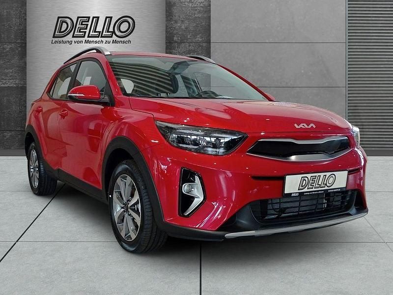 (beg) signal red m Neu 2024 Kia Stonic Vision SUV | 21.990 € (Etwas zu teuer) - Bild 1/4