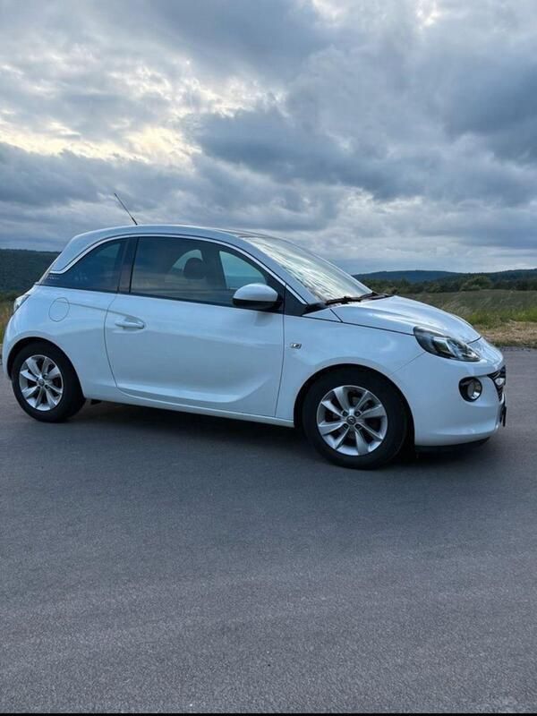 Weiß Gebraucht 2014 Opel Adam Kleinwagen | 5.800 € (Etwas zu teuer) - Bild 1/4