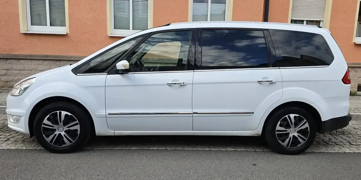 Gebraucht Ford Galaxy 200 PS (147 kW) 2011 Weiß Van / Kleinbus