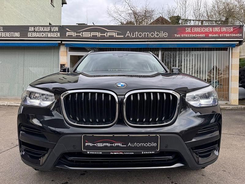 Gebraucht BMW X3 Advantage 136 PS (100 kW) 2018 Black sapphire metallic SUV