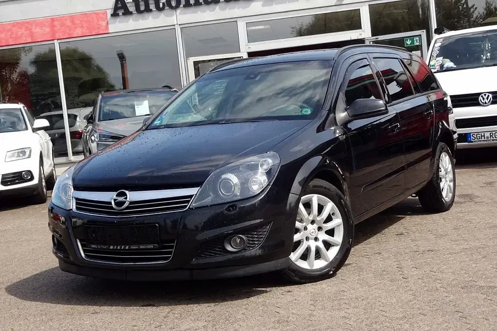Gebraucht Opel Astra Innovation 110 PS (80 kW) 2008 Schwarz Limousine