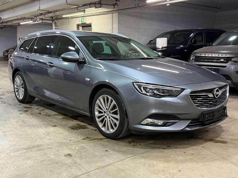 Gebraucht Opel Insignia 136 PS (100 kW) 2019 Licht grau m2 Kombi