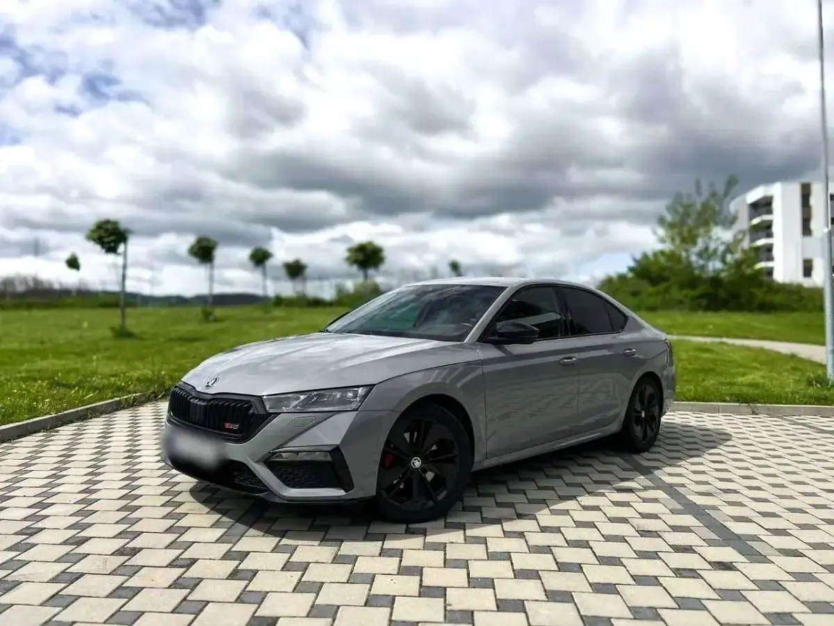 Gebraucht Skoda Octavia RS 200 PS (147 kW) 2021 Grau Limousine