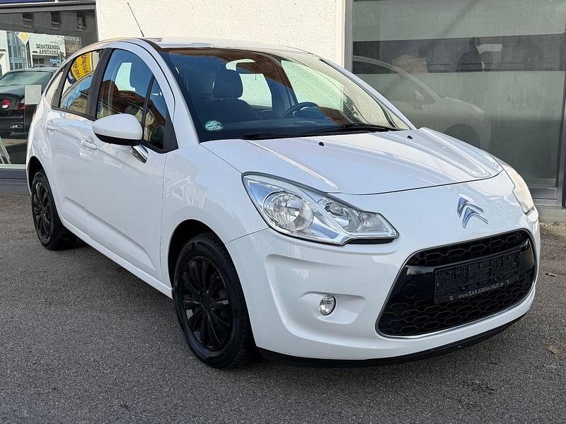 Weiß Gebraucht 2011 Citroën C3 Limousine | 3.990 € (Fairer Preis) - Bild 1/4