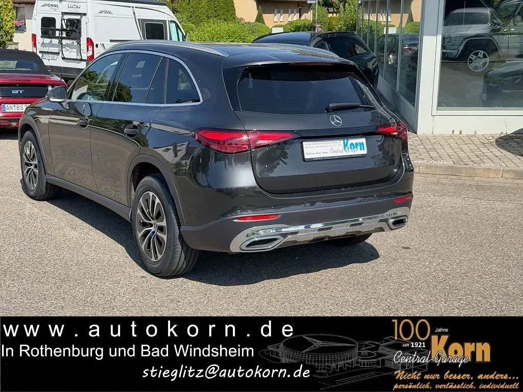 Gebraucht Mercedes GLC220 Avantgarde 197 PS (144 kW) 2025 Grau SUV
