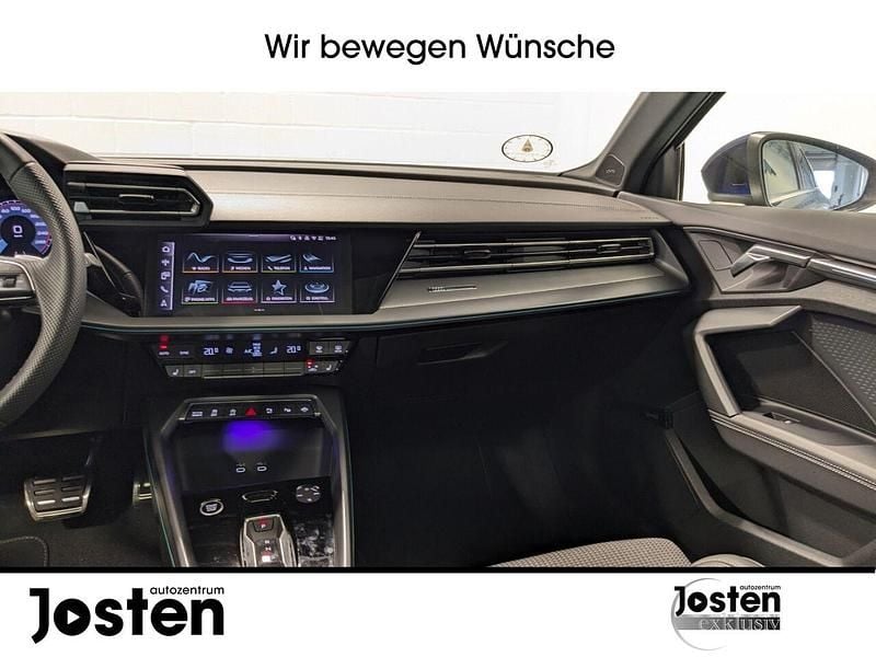 Gebraucht Audi A3 S-Line 150 PS (110 kW) 2025 Navarrablau metallic Limousine