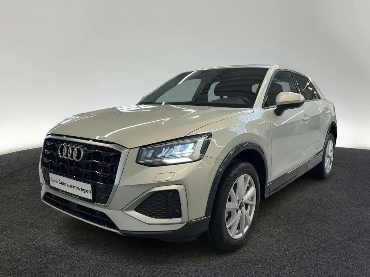 Używany Audi Q2 Advanced Plus 150 KM (110 kW) 2025 Srebrny SUV