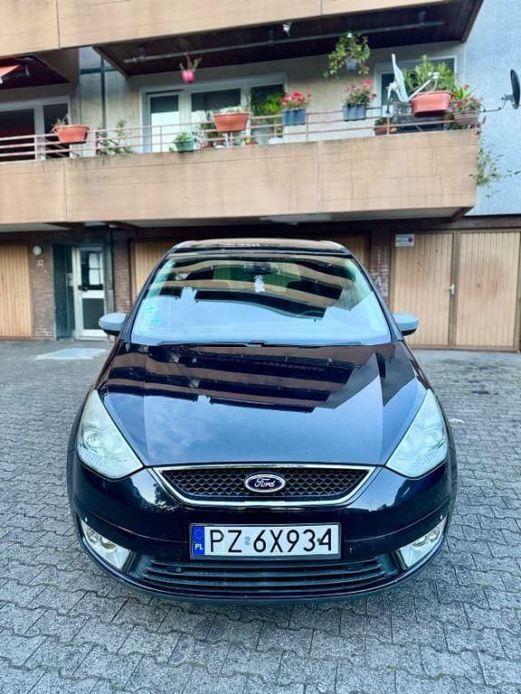 Schwarz Gebraucht 2006 Ford Galaxy Trend Van / Kleinbus | 2.150 € (Fairer Preis) - Bild 1/4