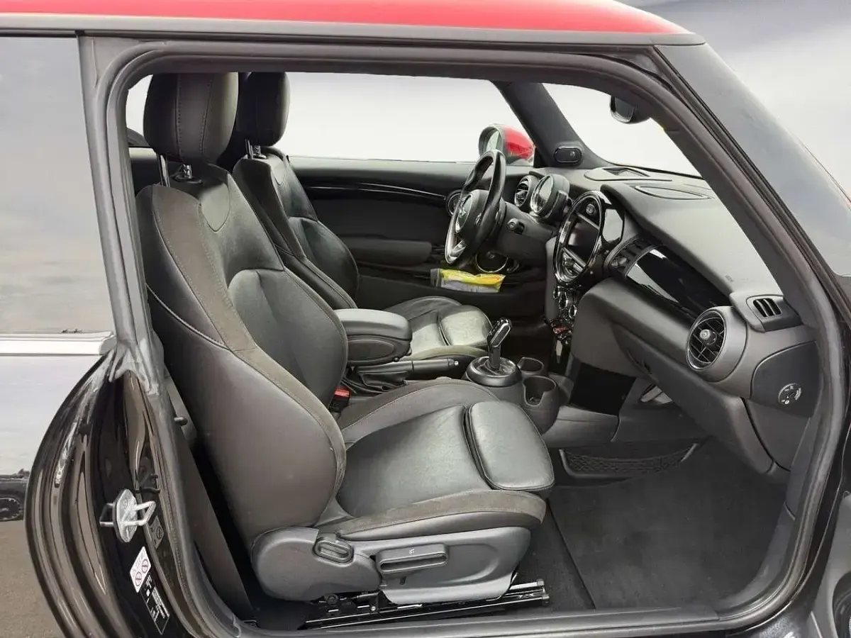 Gebraucht Mini John Cooper Works Sport 231 PS (169 kW) 2018 Schwarz Kleinwagen