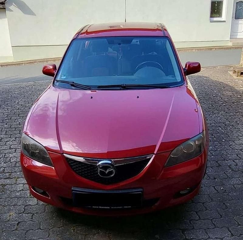 Rot Gebraucht 2004 Mazda 3 Exclusive Limousine | 700 € (Superpreis) - Bild 1/2