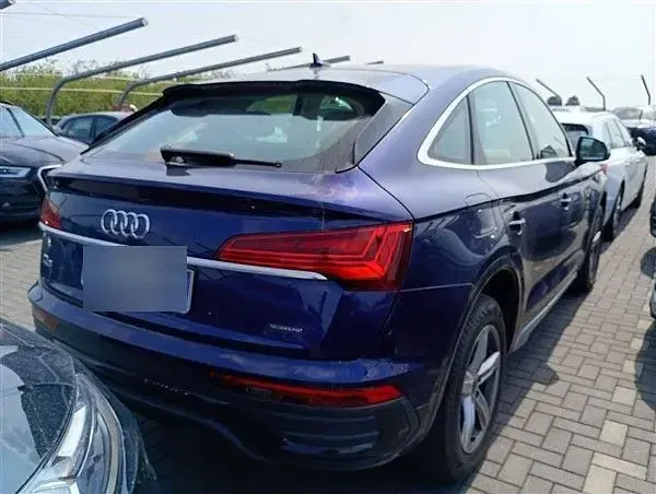 Gebraucht Audi Q5 Sportback Advanced Plus 204 PS (150 kW) 2023 Navarrablau metallic SUV