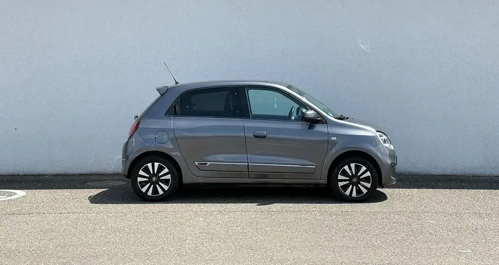 Używany Renault Twingo Intens 92 KM (67 kW) 2020 Szary Hatchback