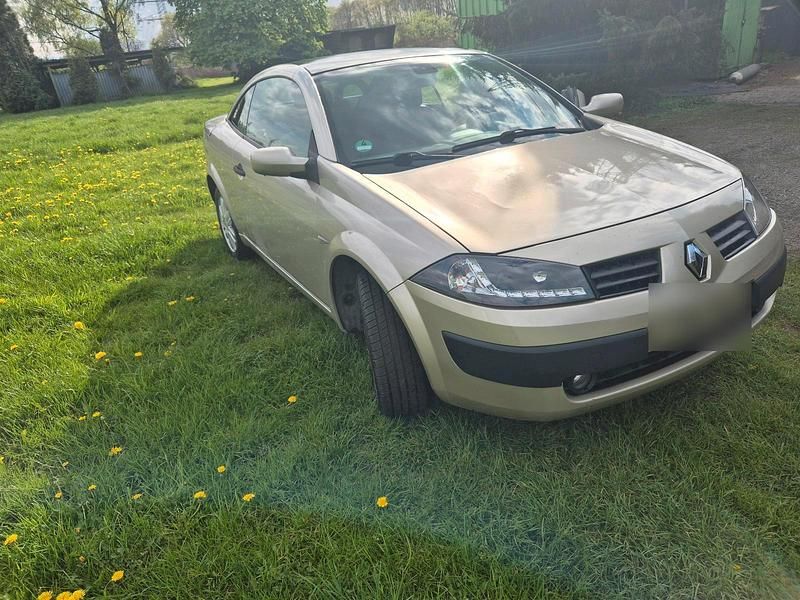 Gebraucht Renault Mégane Cabriolet 113 PS (83 kW) 2004 Gelb Cabrio