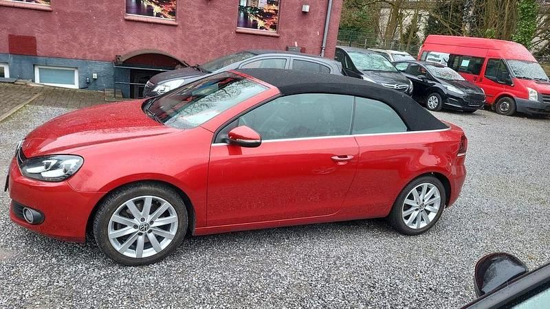 Gebraucht VW Golf 160 PS (117 kW) 2011 Rot Cabrio