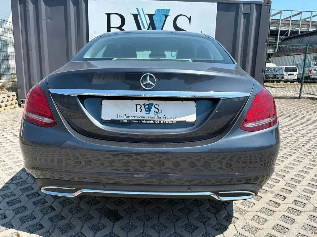 Gebraucht Mercedes C200 Avantgarde 184 PS (135 kW) 2016 Grau Limousine