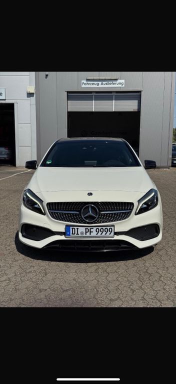 Weiß Gebraucht 2017 Mercedes A180 AMG line Limousine | 18.200 € (Etwas zu teuer) - Bild 1/4