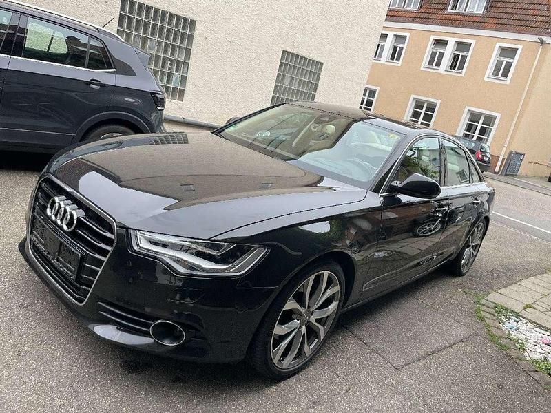 Schwarz Gebraucht 2011 Audi A6 Design Limousine | 12.000 € (Guter Preis) - Bild 1/4