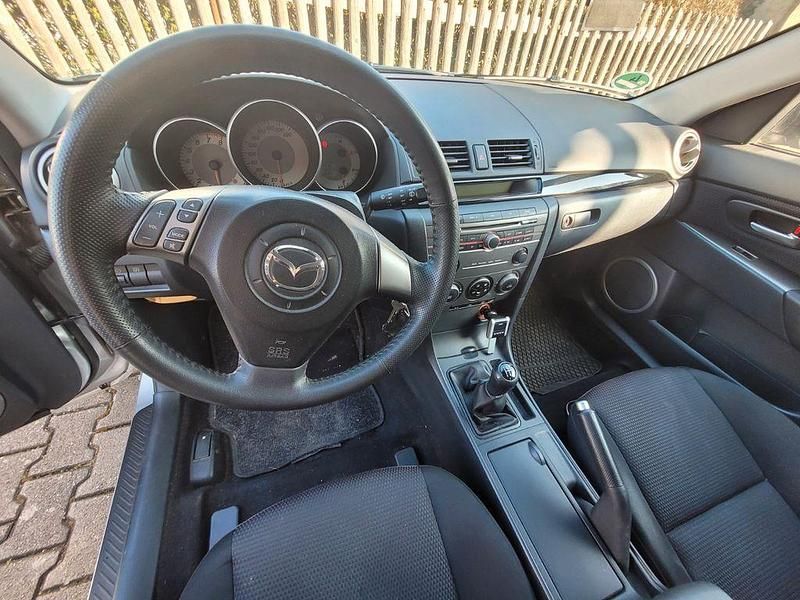 Gebraucht Mazda 3 Active 105 PS (77 kW) 2007 Silber Limousine