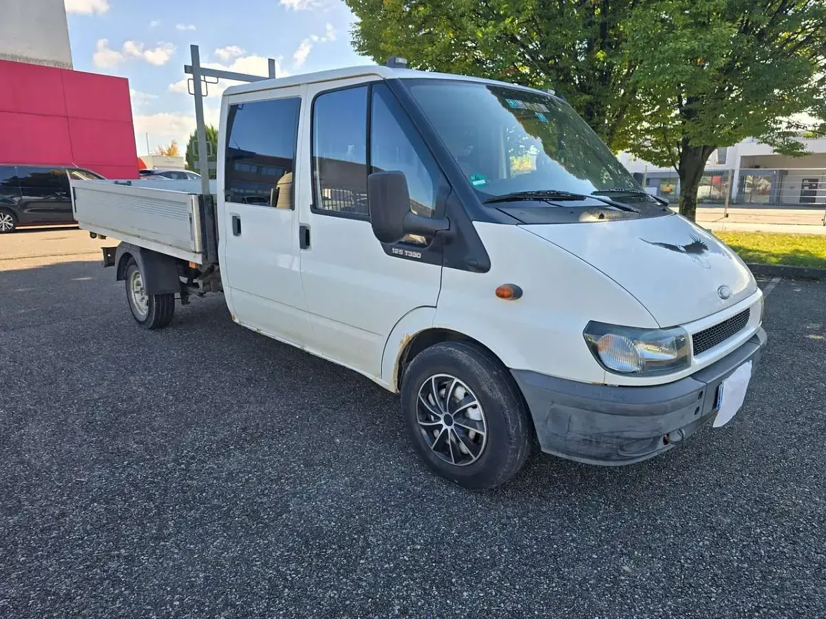 Gebraucht Ford Transit 125 PS (91 kW) 2002 Weiß Van / Kleinbus