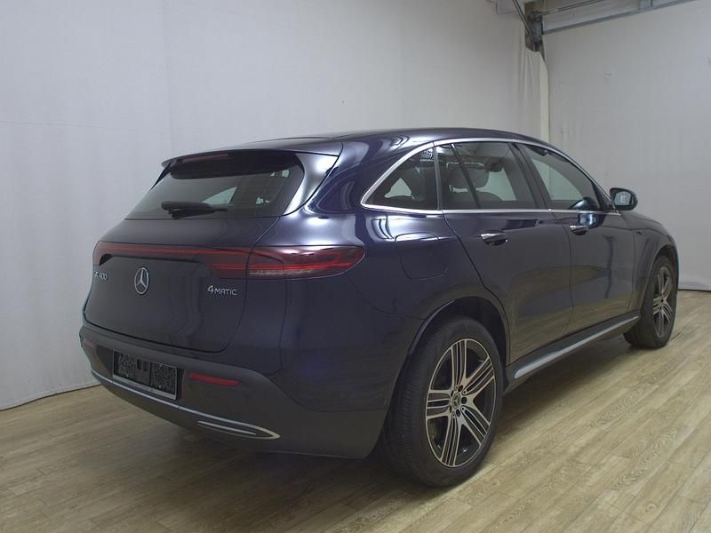Gebraucht Mercedes EQC400 300 kW (408 PS) 2021 Blau SUV