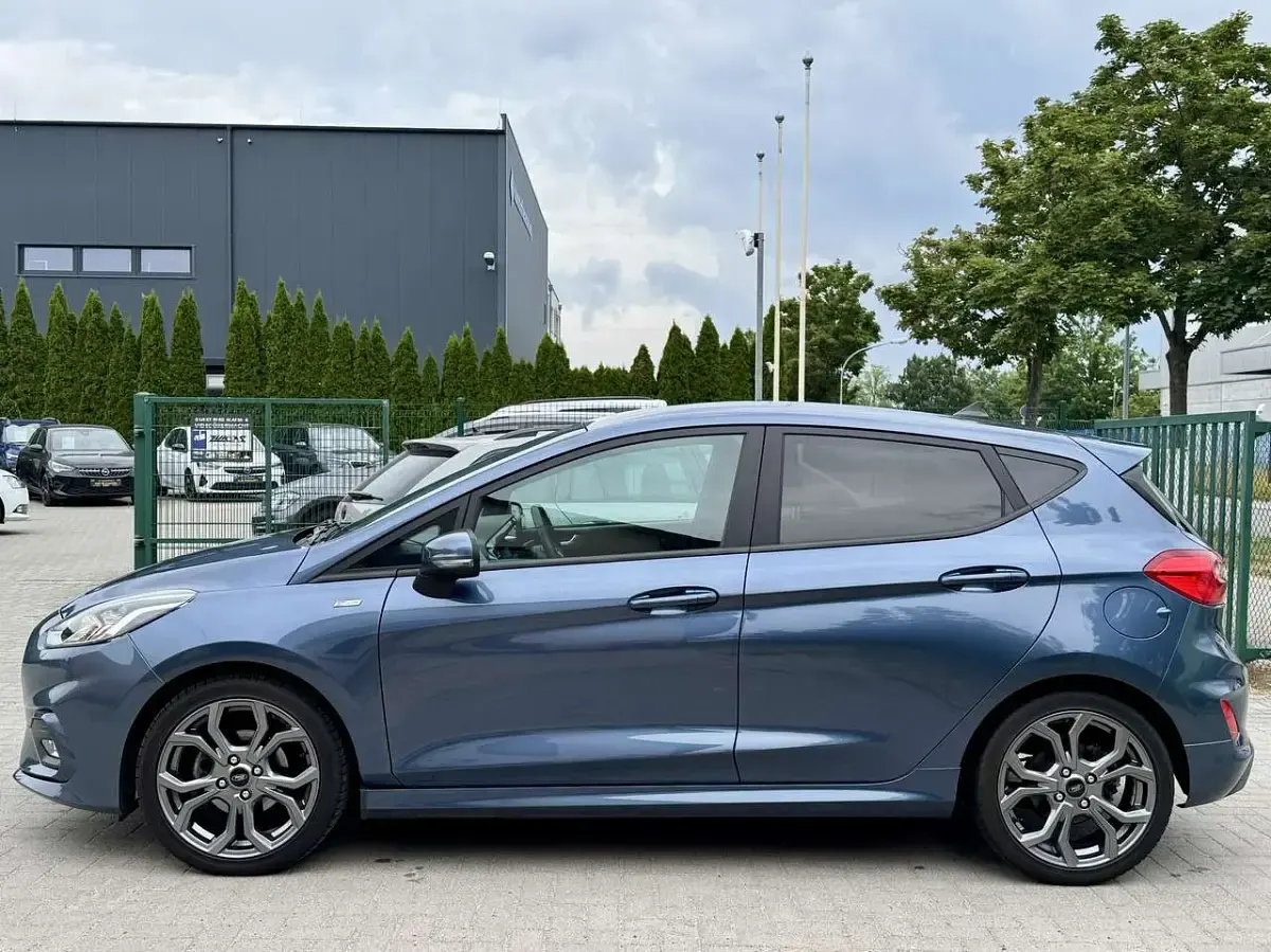 Gebraucht Ford Fiesta ST-Line 140 PS (102 kW) 2019 Chromablau metallic Kleinwagen