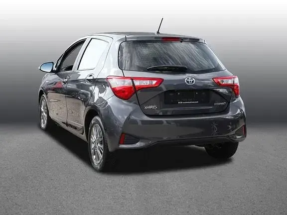 Gebraucht Toyota Yaris Plus 101 PS (74 kW) 2017 Kleinwagen