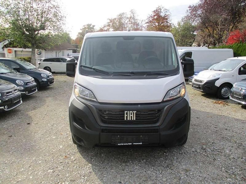 Gebraucht Fiat Ducato 140 PS (102 kW) 2023 Colore esterno Van