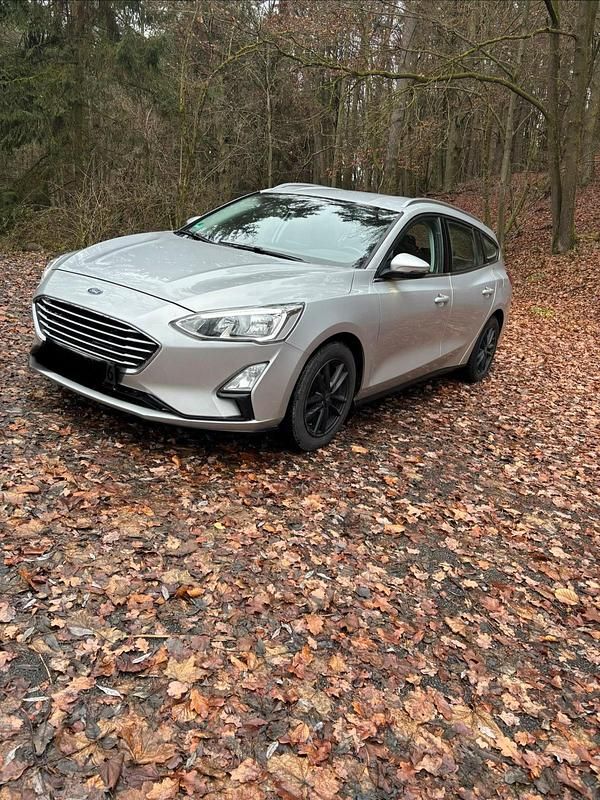 Gebraucht Ford Focus 125 PS (91 kW) 2019 Silber Kombi