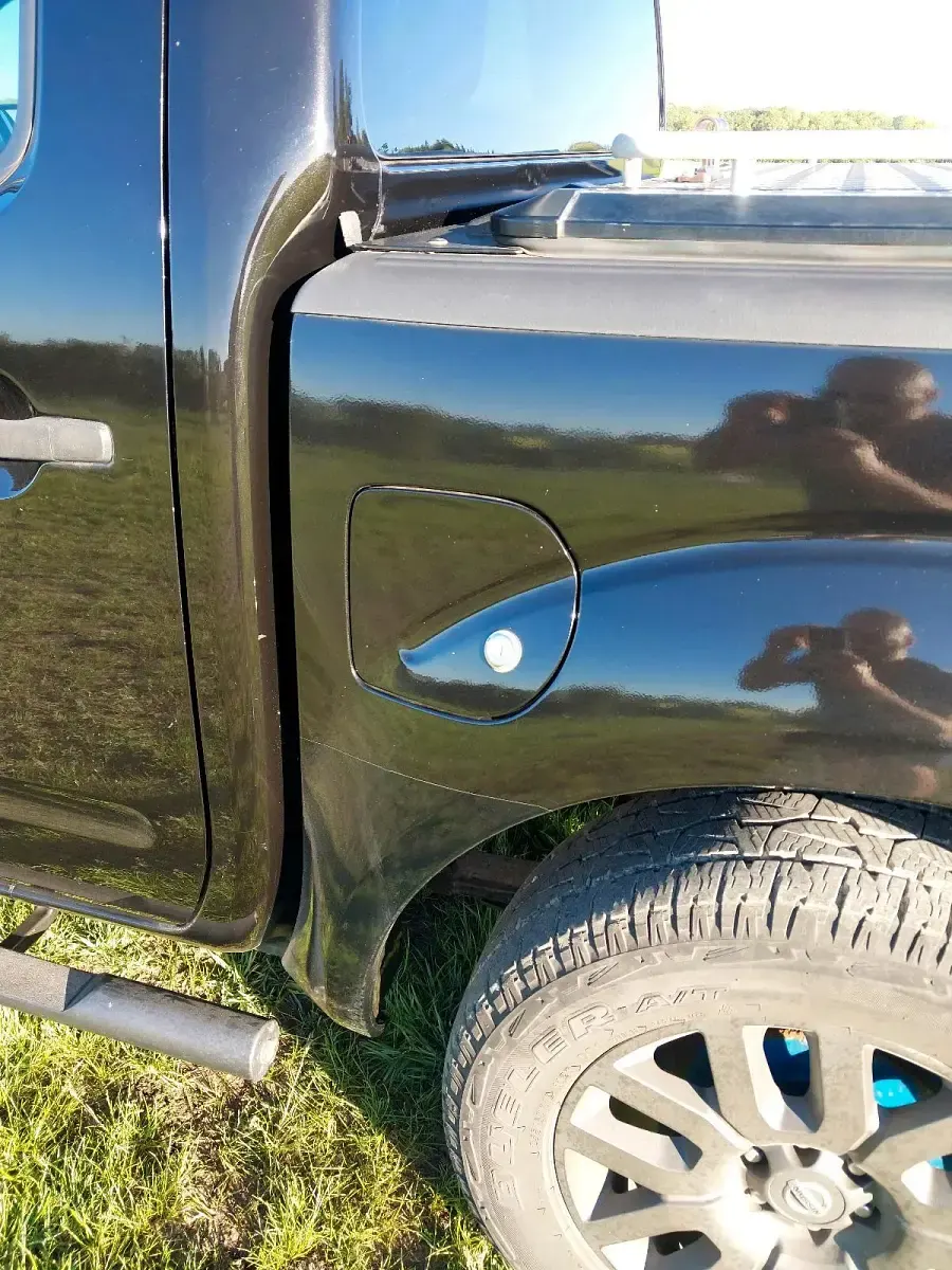 Gebraucht Nissan Navara 231 PS (169 kW) 2011 Schwarz Pickup