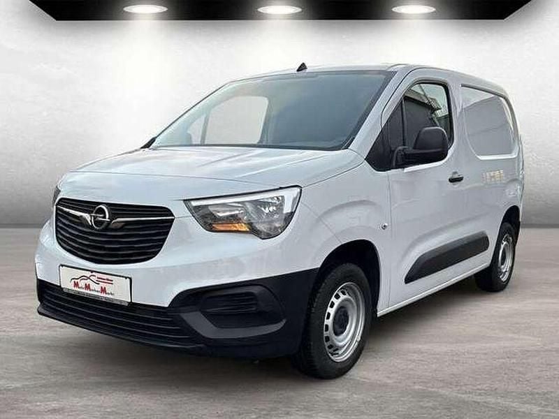 Weiß Gebraucht 2023 Opel Combo Van / Kleinbus | 14.880 € (Fairer Preis) - Bild 1/4
