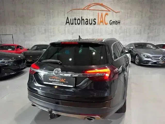 Gebraucht Opel Insignia Country Tourer Basis 194 PS (142 kW) 2014 Schwarz Kombi