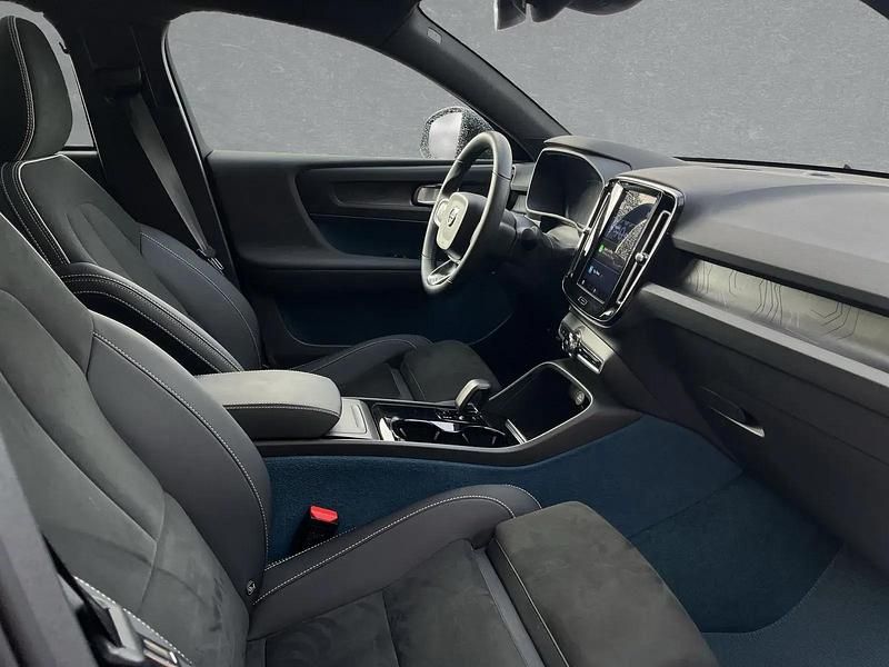 Gebraucht Volvo C40 Plus 169 kW (231 PS) 2022 Fjord blue (metallic) SUV