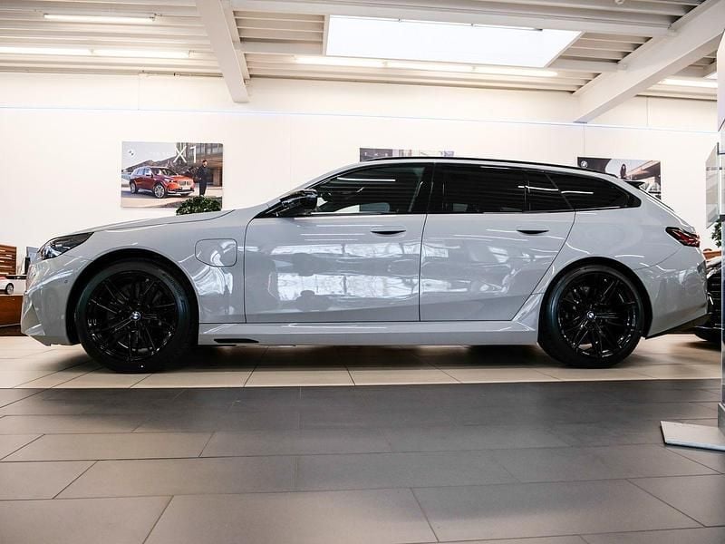 Neu BMW M5 Performance 727 PS (534 kW) 2026 Bmw individual lack Kombi