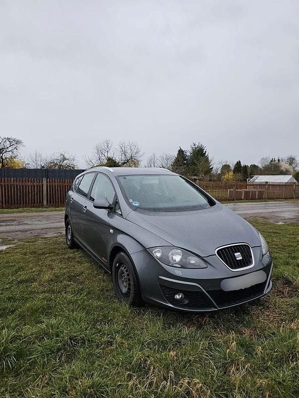 Gebraucht Seat Altea Copa 125 PS (91 kW) 2013 Grau Van / Kleinbus