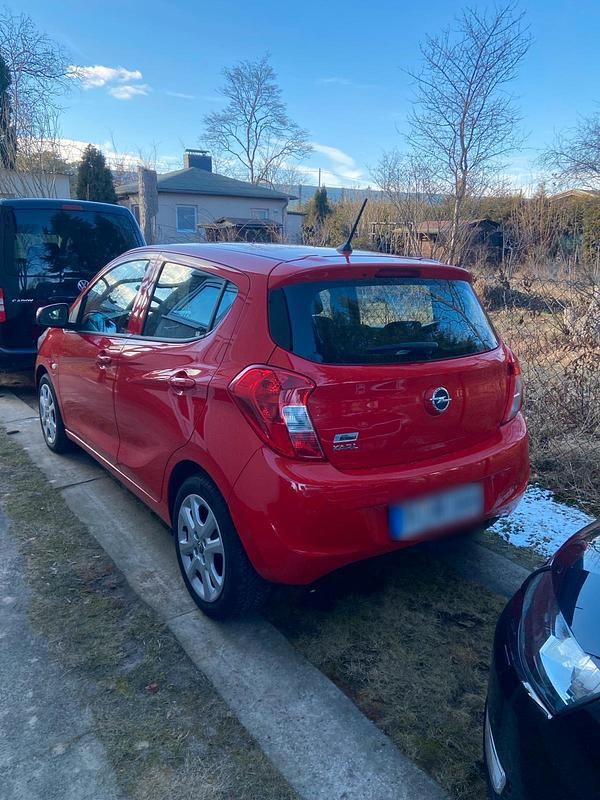 Gebraucht Opel Karl 74 PS (54 kW) 2016 Rot Kleinwagen