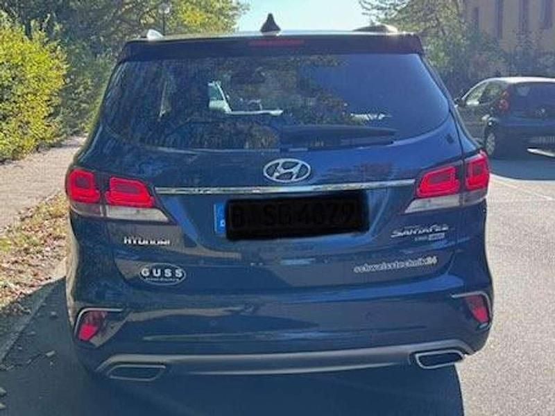 Gebraucht Hyundai Grand Santa Fe Premium 200 PS (147 kW) 2018 Blau SUV