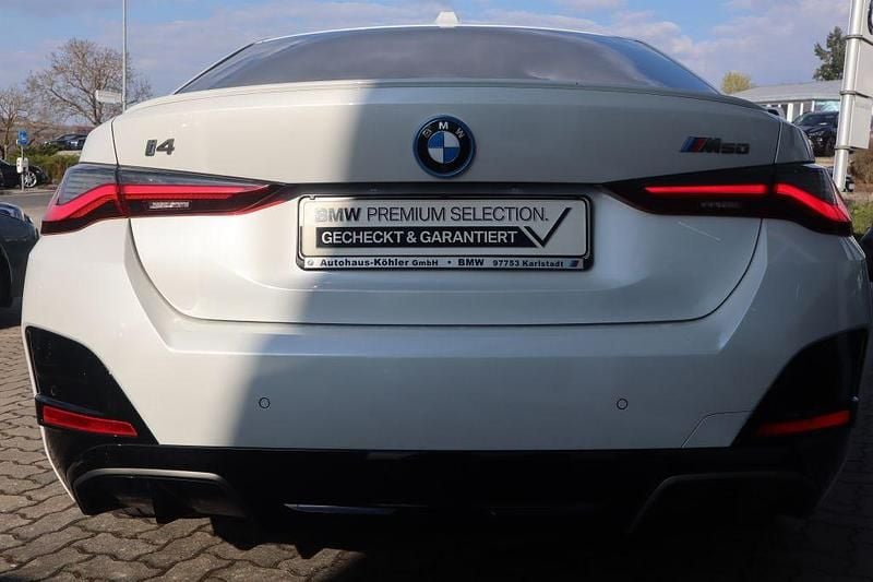 Gebraucht BMW i4 Performance 400 kW (544 PS) 2022 Mineralweiß Limousine