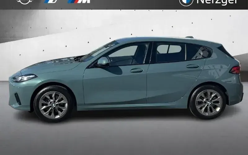 Gebraucht BMW 118 Performance 150 PS (110 kW) 2024 Grün Kleinwagen