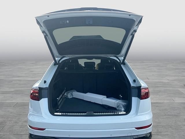 Neu Audi Q8 286 PS (210 kW) 2026 Weiss SUV