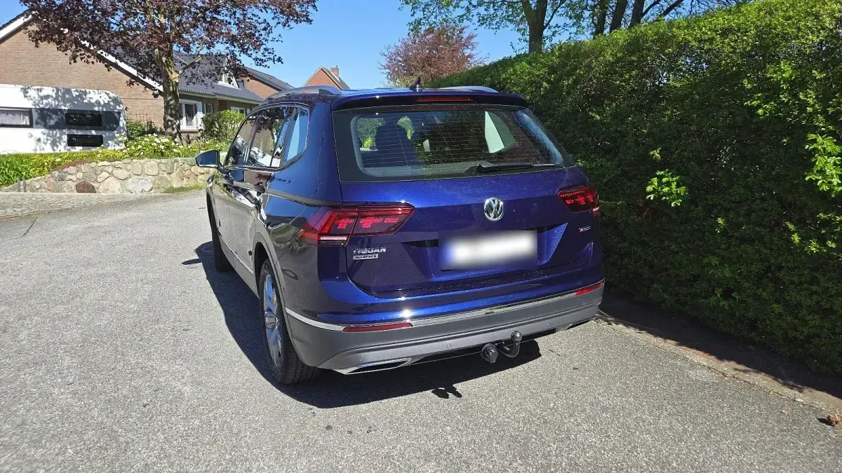 Gebraucht VW Tiguan Allspace 150 PS (110 kW) 2021 Blau SUV