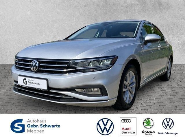 Silber Gebraucht 2019 VW Passat Business Limousine | 19.950 € (Fairer Preis) - Bild 1/4