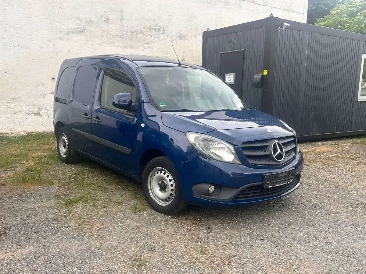 Gebraucht Mercedes Citan 109 90 PS (66 kW) 2014 Blau Van / Kleinbus