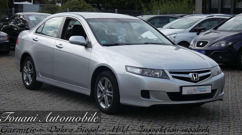 Silber Gebraucht 2006 Honda Accord Comfort Limousine | 3.950 € (Fairer Preis) - Bild 1/3