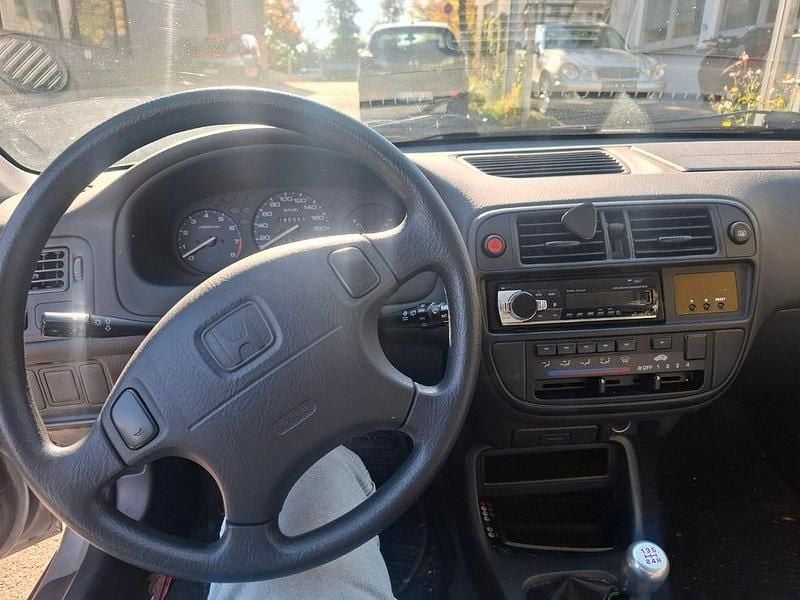 Silber Gebraucht 1996 Honda Civic LS Limousine | 1.500 € (Etwas zu teuer) - Bild 1/4