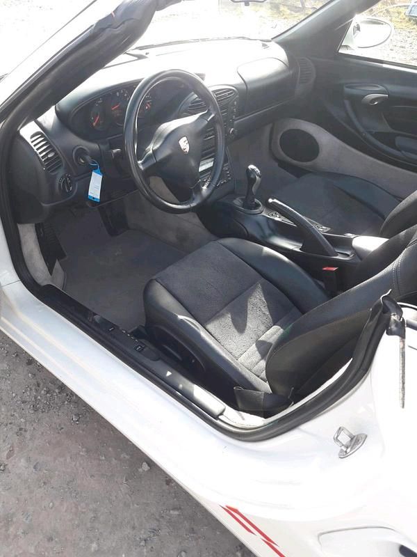 Gebraucht Porsche 986 Boxster 220 PS (161 kW) 2001 Weiß Cabrio