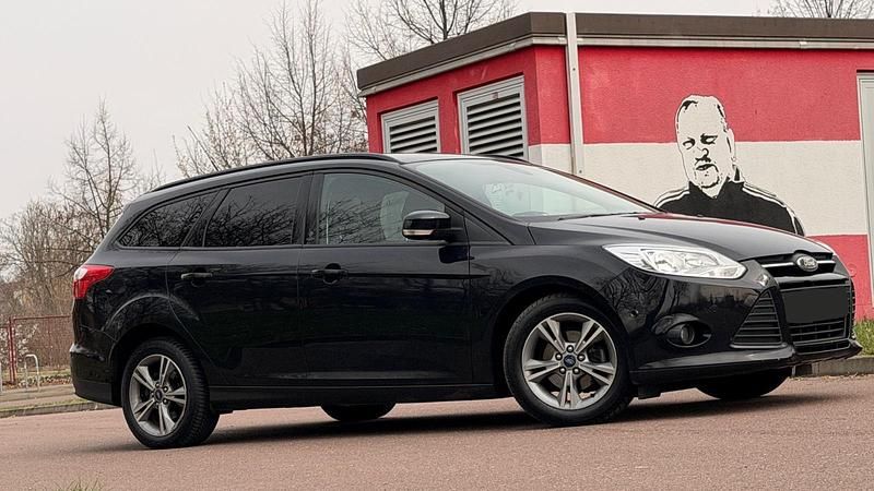 Gebraucht Ford Focus 2013 Schwarz Kombi