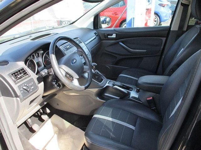 Używany Ford Kuga Titanium 136 KM (100 kW) 2009 Czarny SUV